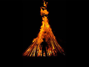 Disfruta de la noche de San Juan: ¡contrata un catering!